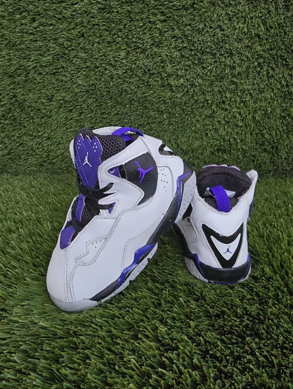 Nike Air Jordan True Flight Sneakers